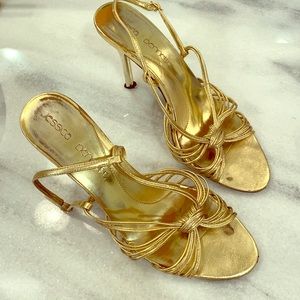 Gold strapped heels Sz 10 Jessica Bennett